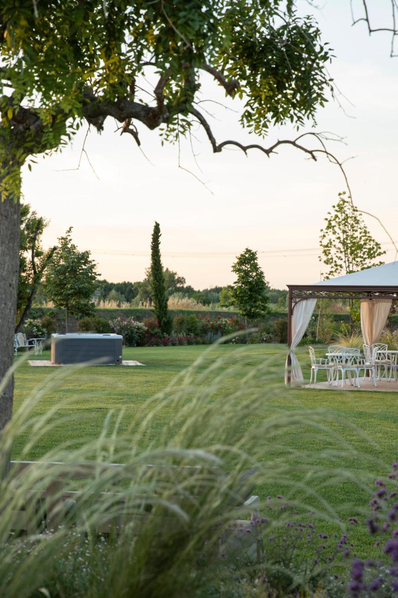 רימיני Agriturismo Borgonuovo מראה חיצוני תמונה